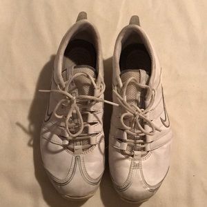 Nike tennis shoes, size 7